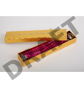 Красные оковы на ноги из бус