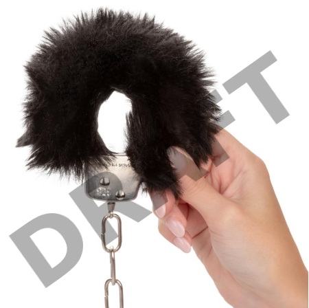 Металлические наручники с искусственным мехом ULTRA FLUFFY FURRY CUFFS-BLACK