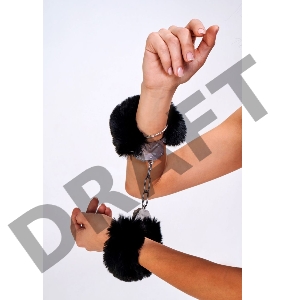 Дерзкие наручники с пушистым черным мехом (Be Mine)