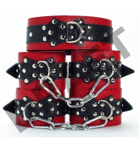 Набор красно-черных фиксаторов с меховым подкладом