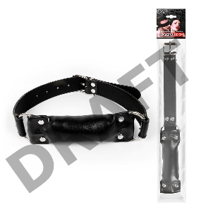 Черный кляп-трензель на кольцах и регулируемом ремешке