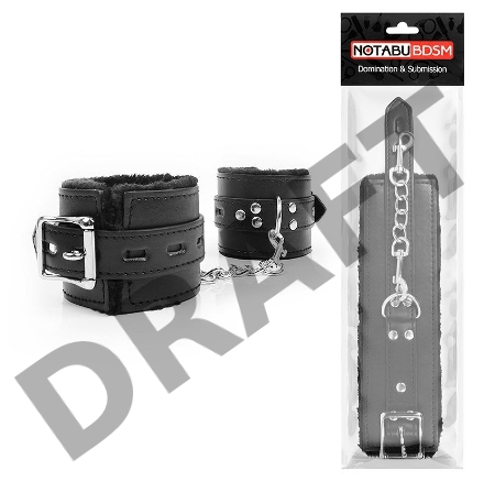 Черные наручники на металлических карабинах