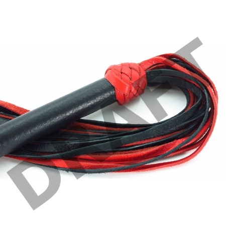 Черно-красная плеть с плетением турецкие головы - 60 см.