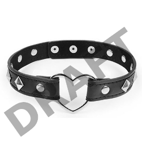 Черный ошейник с серебристыми ромбиками и сердечком